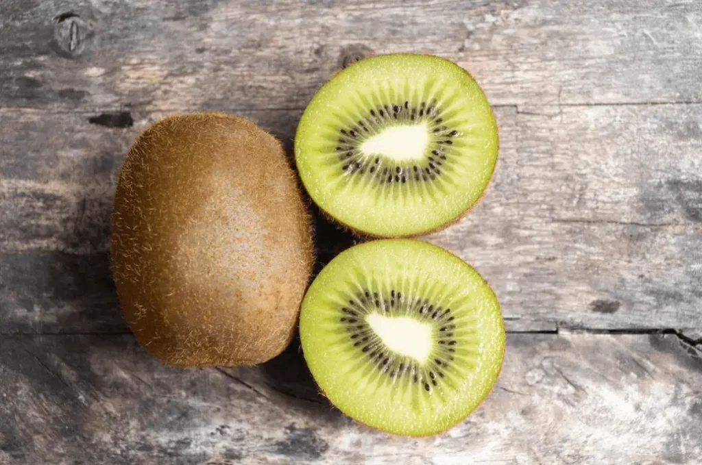 Can Cats Eat Kiwi Skin and Seeds